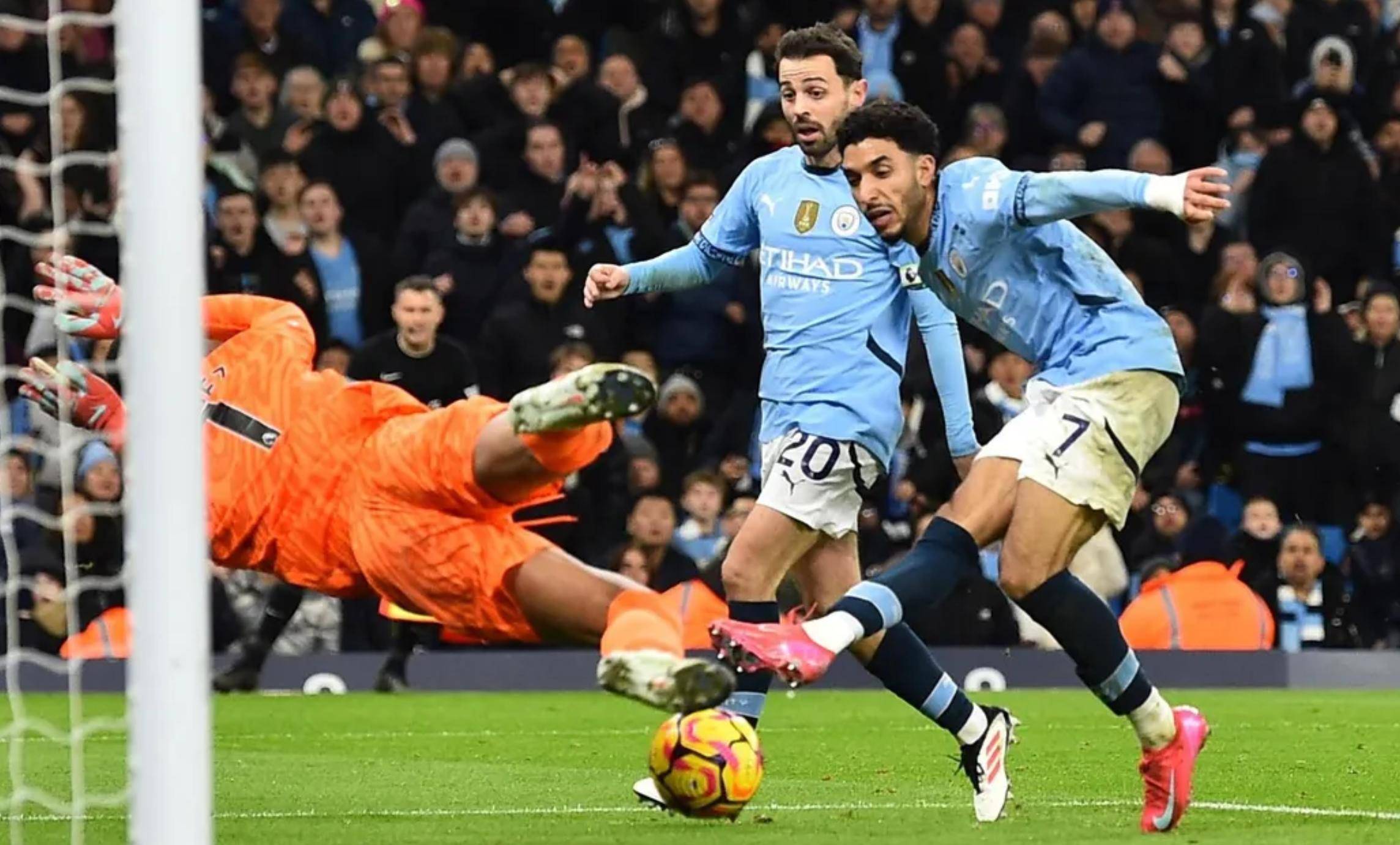 大比分获胜引发热议！，哈兰德在切尔西比赛中比赛规则变更引发球迷热议的简单介绍-九游登录入口