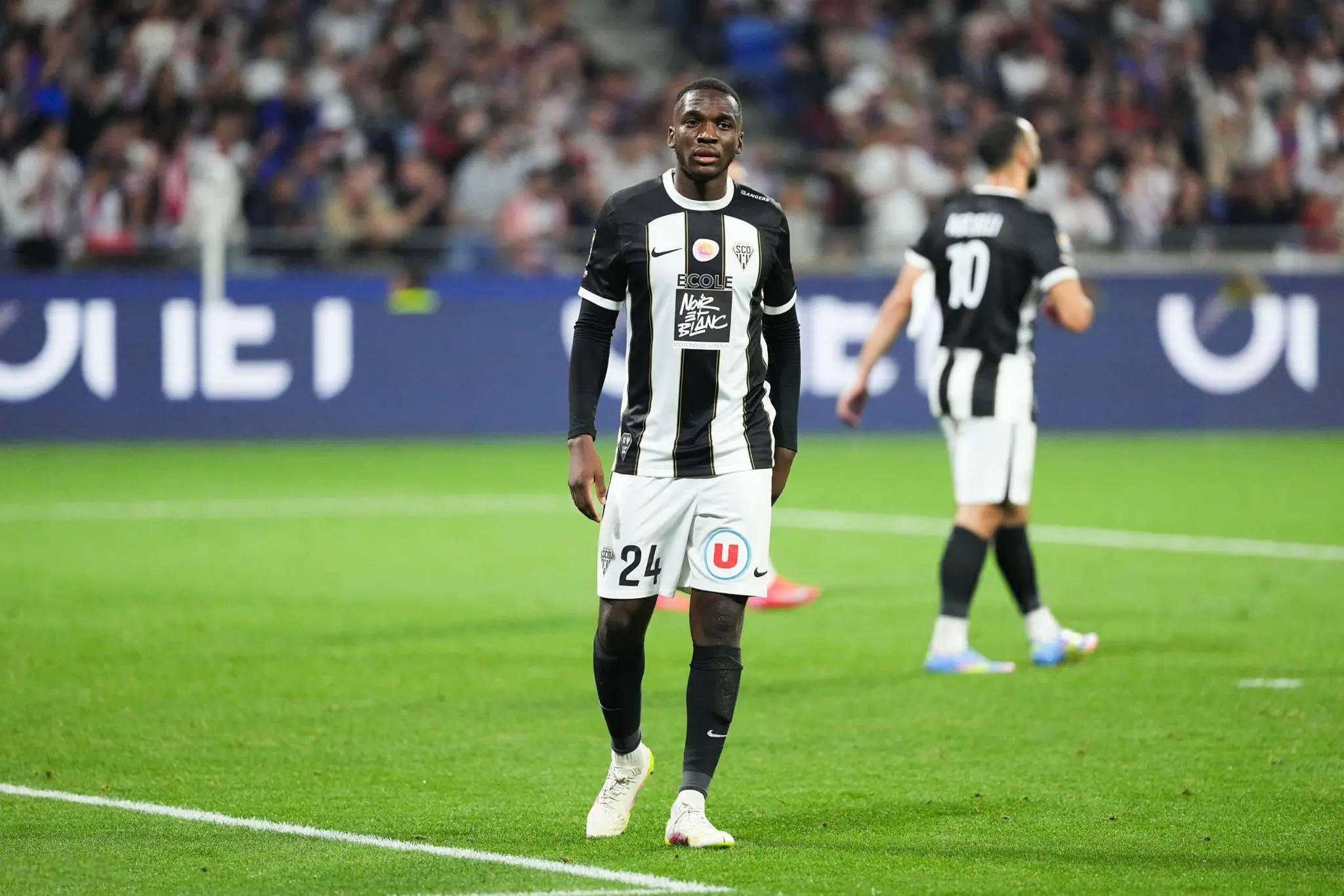 包含法甲赛后再迎强敌;马德里竞技造点机会;主帅态度——压力陡增;高层口径保持一致的词条-九游体育